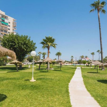 Апартаменти Estudio Recien Reformado En Primera Linea De Playa Бенальмадена Екстер'єр фото