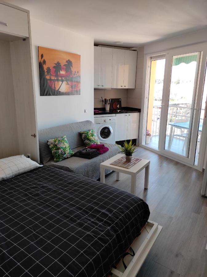 Апартаменти Estudio Recien Reformado En Primera Linea De Playa Бенальмадена Екстер'єр фото