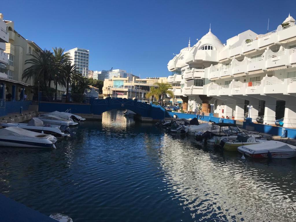 Апартаменти Estudio Recien Reformado En Primera Linea De Playa Бенальмадена Екстер'єр фото